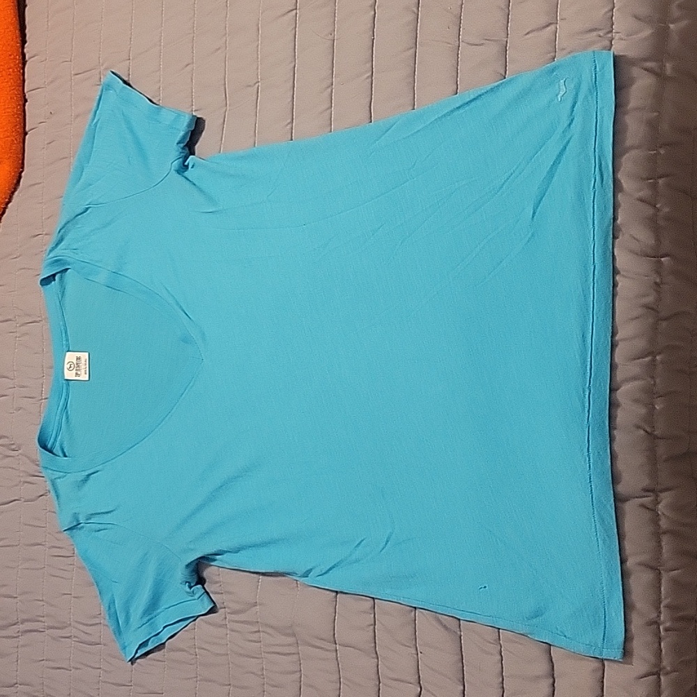 Pink aqua short-sleeve shirt, size large